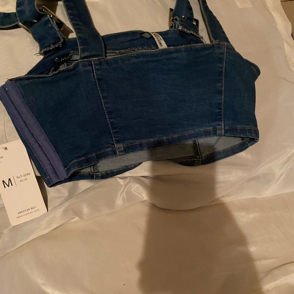 Crop top - Picture 2 of 2